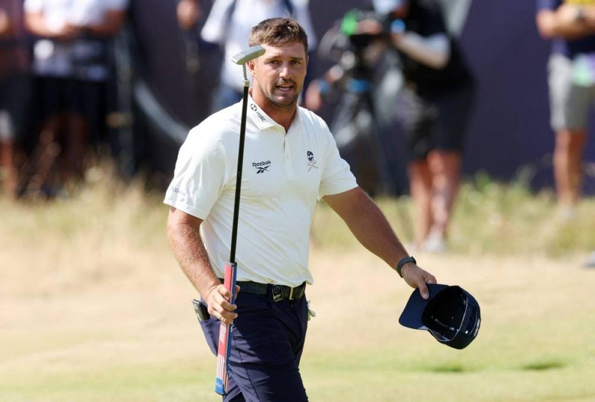 DeChambeau answers Faldo's 'zero clue' jibe with 67 at Birkdale