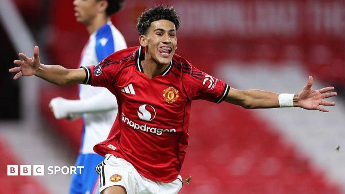 Gabriel, 15, gets first senior Man Utd call-up