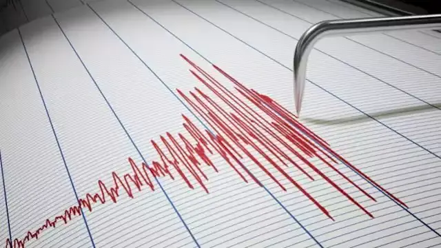 زلزال عنيف يهز جنوب اليابان.. إصابات وانهيار مبان وإلغاء إنذار تسونامي (فيديو)