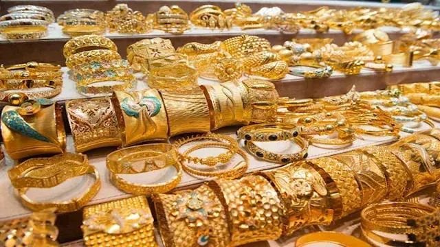 سعر الذهب اليوم في مصر يواصل الارتفاع.. عيار 24 يتخطى 7 آلاف جنيه