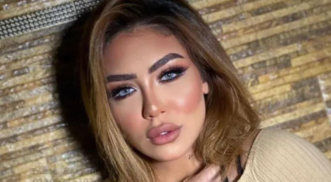 تعليق محاكمة هدير عبدالرازق في اتهامها بغسل الأموال لحين الفصل في قضية الفيديوهات الخادشة