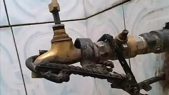 فيديو أثار الغضب.. تفاصيل سرقة حنفيات مسجد في سوهاج