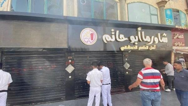 غلق وتشميع عدد من المحال التجارية بمدينة 6 أكتوبر| تفاصيل