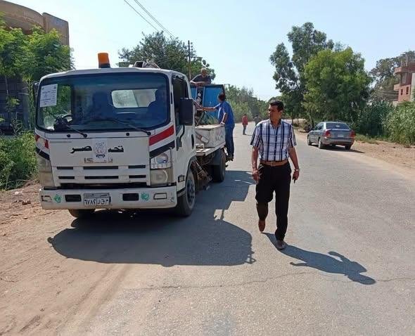 محافظ المنوفية: رفع 350 طن مخلفات وتطوير شامل للخدمات بقرية ميت عفيف