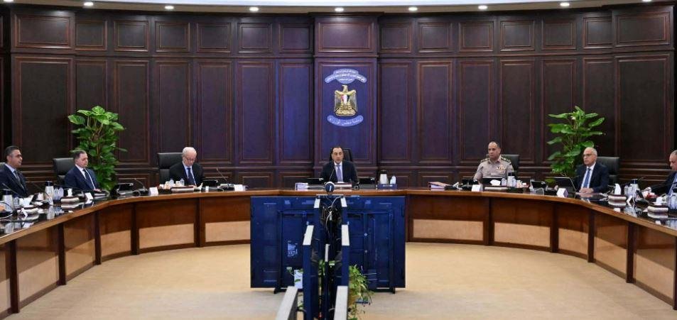 رئيس الوزراء يوجه بسرعة الوقوف على أسباب حادث الإسماعيلية ومضاعفة التعويضات