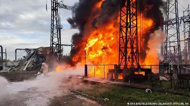 مقتل وإصابة 25 شخصا إثر هجمات روسية على أوكرانيا