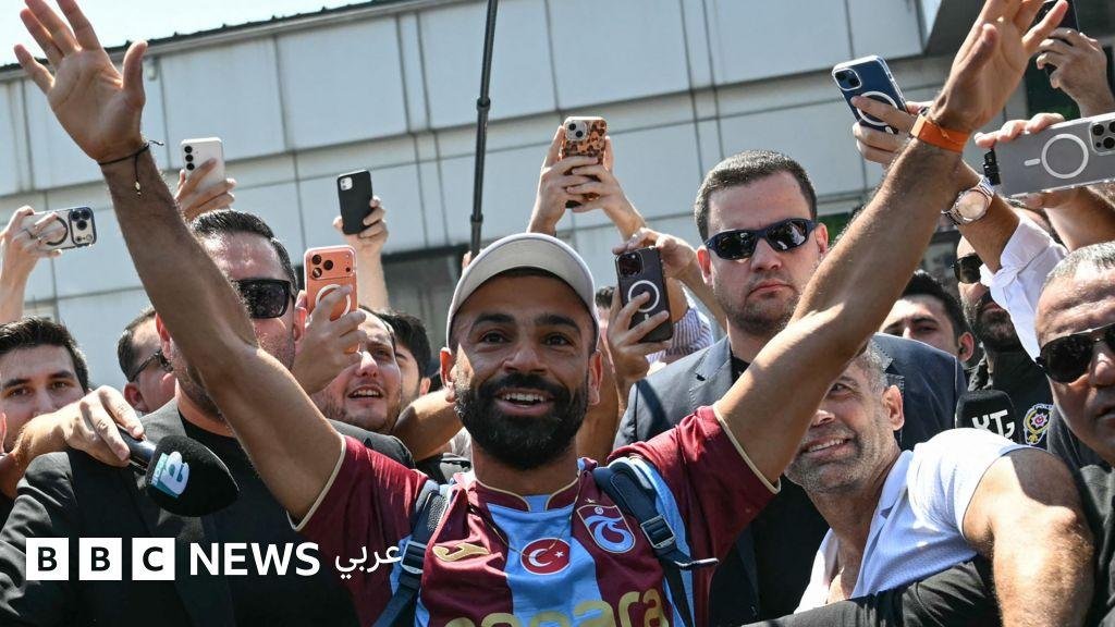 ما هو سر الاحتفال الذي أداه محمد صلاح أمام جمهور طرابزون سبور التركي؟