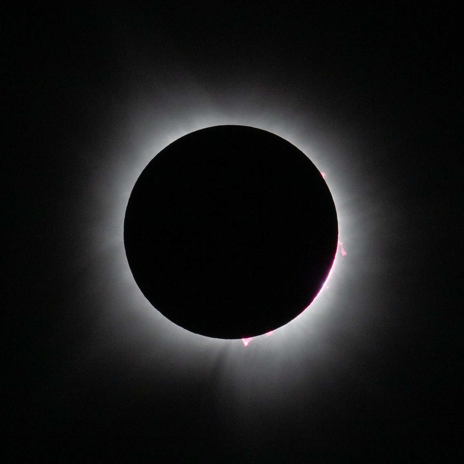 NASA Sets Coverage for August Northern Hemisphere Total Solar Eclipse