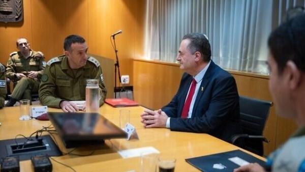بسبب الطائرات الورقية.. إستدعاء عاجل لرئيس أركان الاحتلال وقادة الجيش