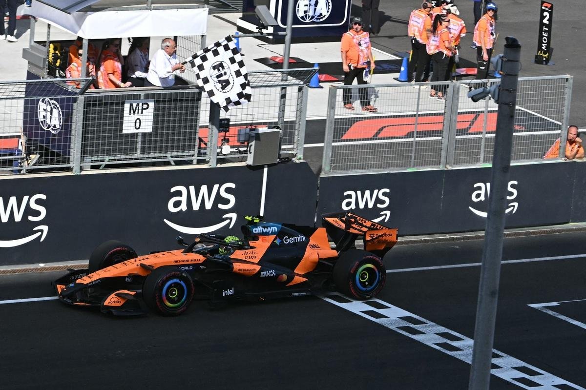 Mercedes impressed by "sizeable" McLaren upgrade after Hungarian GP defeat