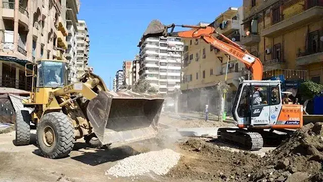 حملات موسعة لرفع المخلفات وإزالة الإشغالات بعدة مناطق في الجيزة