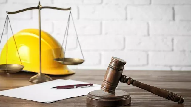 بشرى للمرأة العاملة.. 4 حقوق جديدة في قانون العمل بالقطاع الخاص