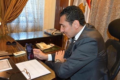 وزير الرياضة يهنئ أسـيل أسامة بتتويجها بذهبية بطولة العالم لرمي الرمح