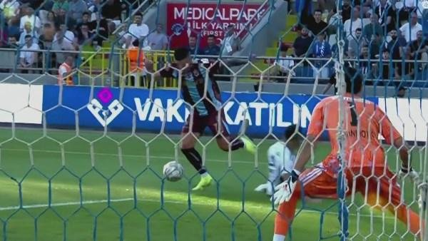 أمام أعين محمد صلاح.. طرابزون سبور يتقدم على قاسم باشا بهدف نظيف بالشوط الأول في الدوري التركي