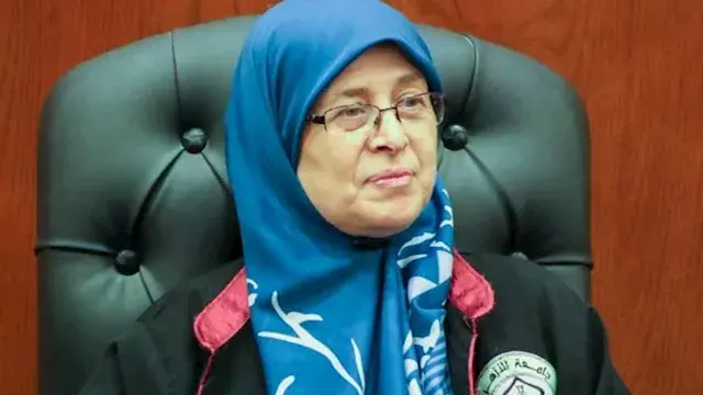ما حكم الشرع في تعامل الممرضة مع عورات المرضى؟.. عالمة بالأزهر تجيب