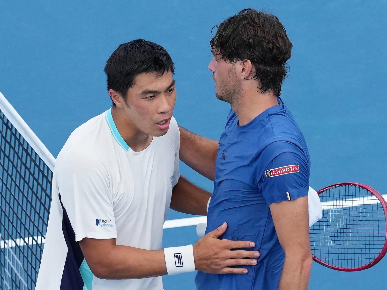 Nakashima pounds Fritz, Bejlek beats Keys in Cincinnati upsets