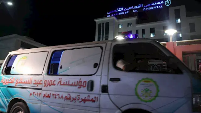 لحظة تشييع جنازة 12 متوفى بمركز أبو حماد من ضحايا حادث الإسماعيلية -فيديو وصور