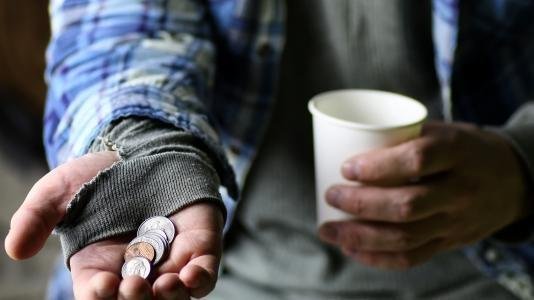 قرار من النيابة بشأن استغلال الأطفال الأحداث فى أعمال التسول بالجيزة