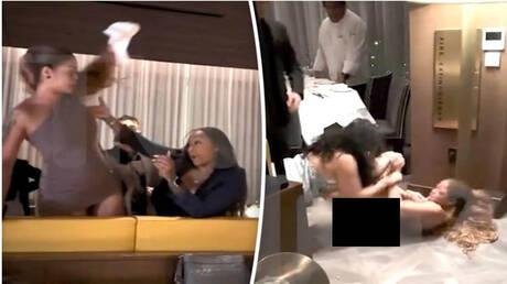 باللكمات والركلات وسحب الشعر.. معركة نسائية تتحول إلى فوضى داخل مطعم فاخر (فيديو)