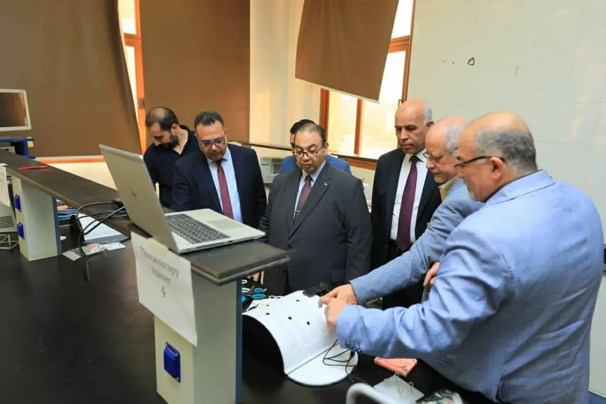 رئيس جامعة كفر الشيخ يشهد انطلاق المؤتمر العلمي ويفتتح أول ورشة تدريبية متكاملة في جراحات المناظير البطنية والصدرية