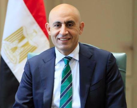 وزير التعليم يُصدر قرارا بتغييرات لعدد من مديري ووكلاء المديريات التعليمية بالمحافظات