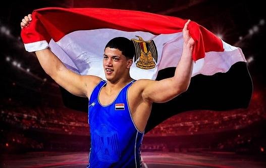 عصام إبراهيم يهزم بطل العالم الإيراني ويتأهل لنصف نهائي بطولة العالم للمصارعة