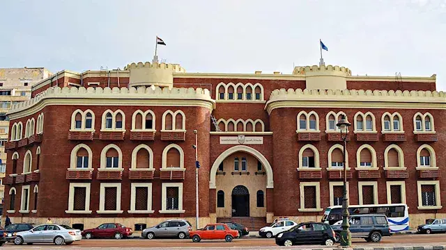 "نُعيد.. نُبدع.. نَبني".. إعداد الطلاب للمشاركة في إدارة المخلفات بجامعة الإسكندرية