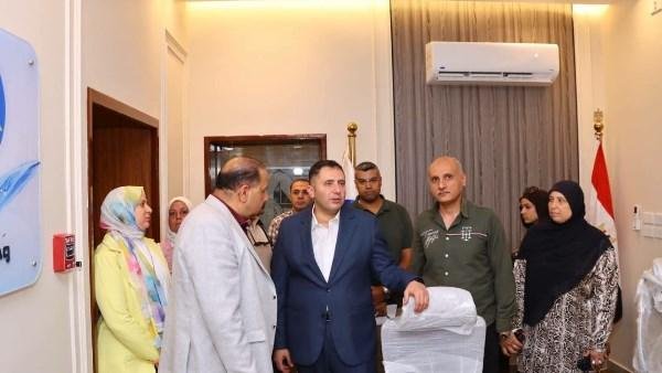 محافظ دمياط يتفقد مركز سيطرة الشبكة الوطنية بشركة مياه الشرب