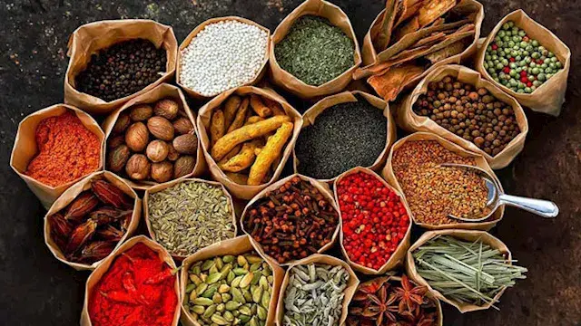 أشياء في منزلك قد تنتهي صلاحيتها وأنت لا تعلم.. بينها الأدوية والتوابل