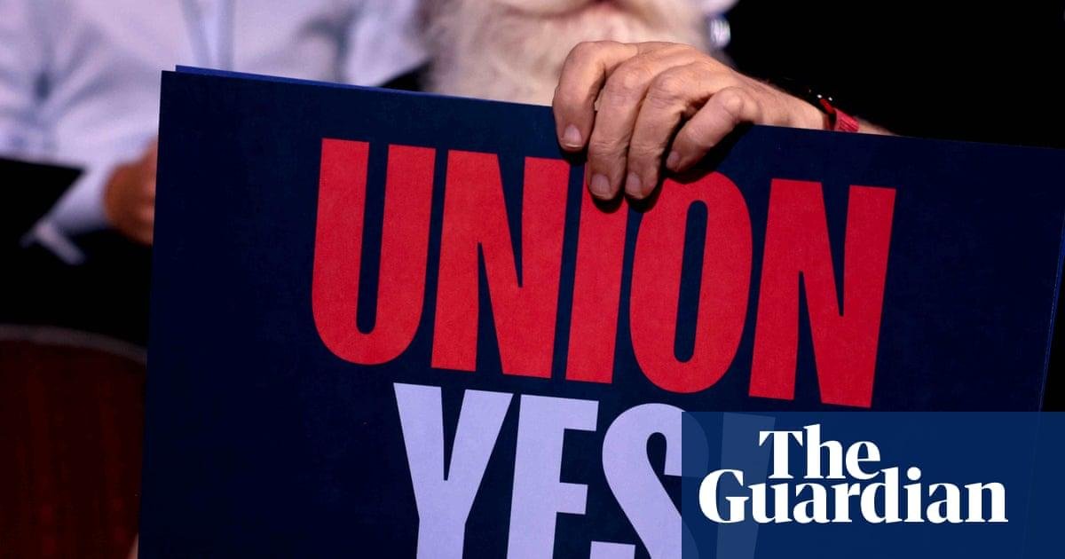 Tripling US union membership would shift $1.2tn to workers annually – report