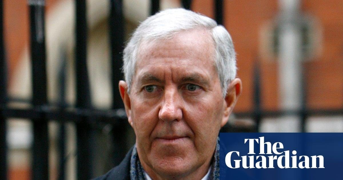 Former Met police chief admits surveillance of Stephen Lawrence’s family was institutionally racist