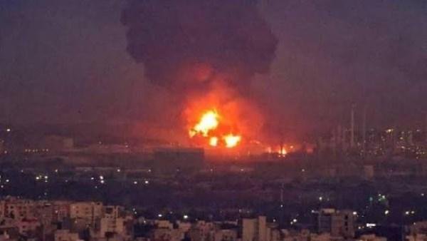 انفجار يهز منطقة خميلنيتسكي غرب أوكرانيا واستمرار التوترات العسكرية