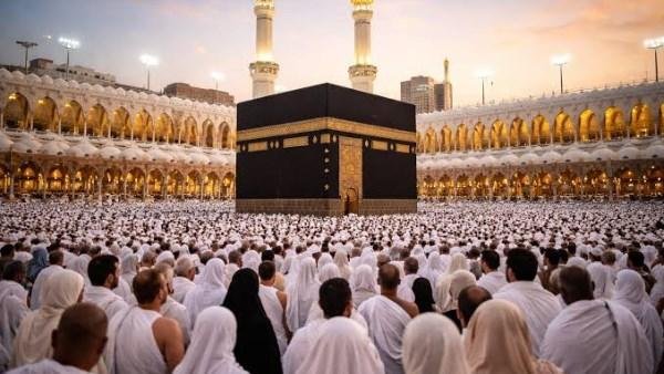 غرفة السياحة تعلن انطلاق موسم العمرة.. وهذه عقوبة تنفيذ رحلاتها بدون ترخيص
