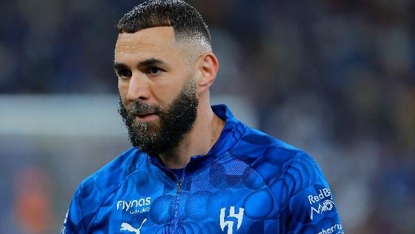 غموض حول مستقبل بنزيما مع الهلال بعد خلافه مع إنزاجي