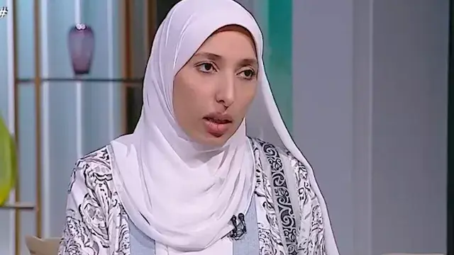 متى تصبح الفتاة مُكلَّفة شرعًا؟.. أمينة الفتوى توضح