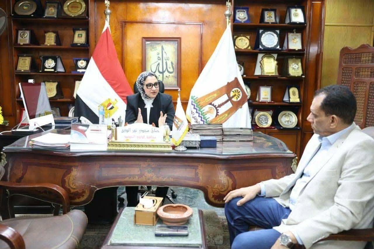 محافظ الوادي الجديد تبحث خطوات إنشاء مدرسة فوسفات مصر للتكنولوجيا التطبيقية