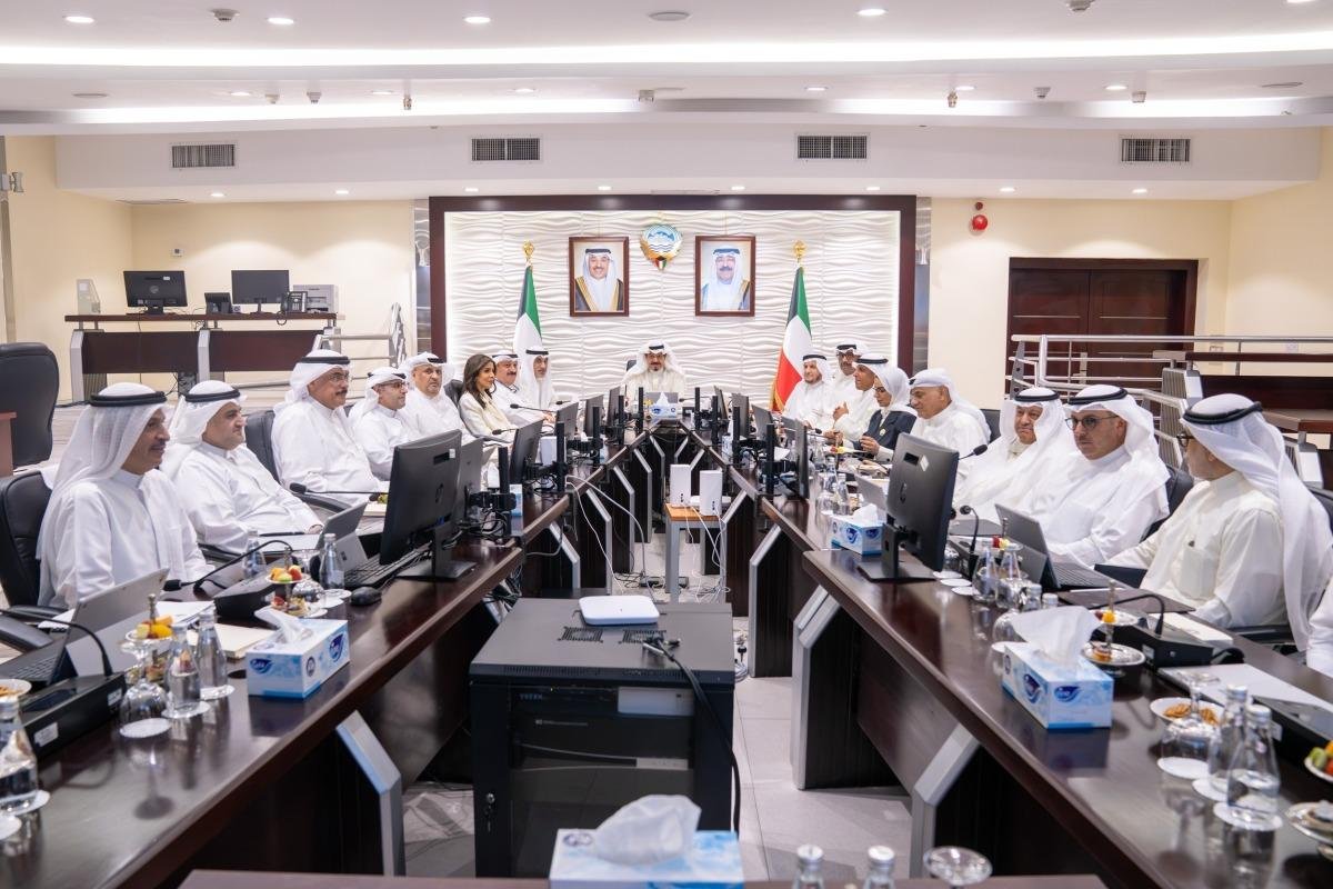 مجلس الوزراء الكويتي يحمل إيران المسؤولية الكاملة عن اعتداءاتها على البلاد