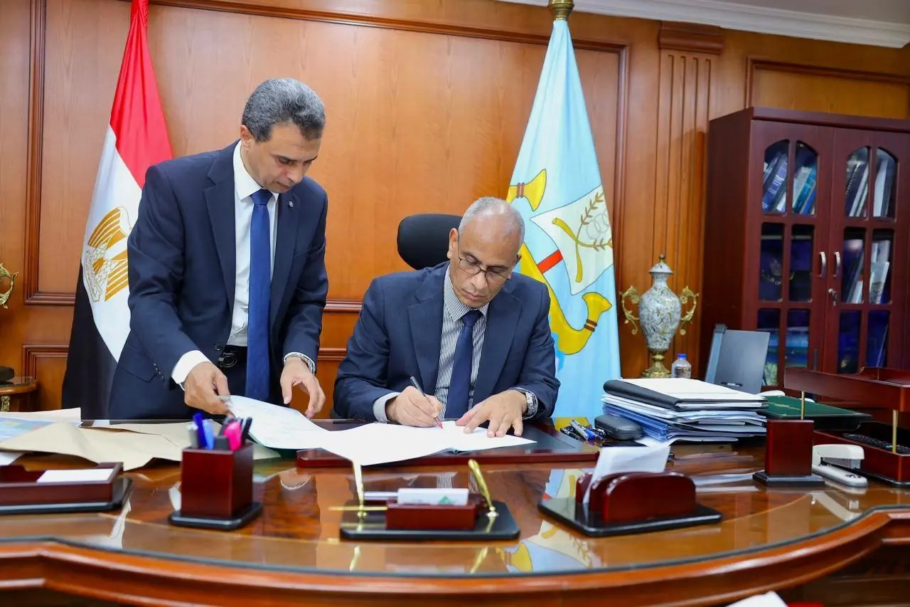 محافظ كفر الشيخ يعتمد نتيجة الإعدادية الدور الثانى للعام 2026/2025 بنسبة نجاح 90.03% 