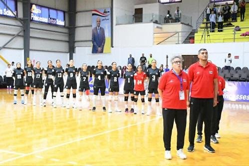 ناشئات مصر إلى نصف نهائي أفريقيا للطائرة بعد الفوز على السنغال