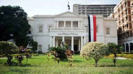 "تسريب الأوائل وإعلان النتيجة اليوم".. التعليم المصرية تخرج عن صمتها وتحذر الطلاب