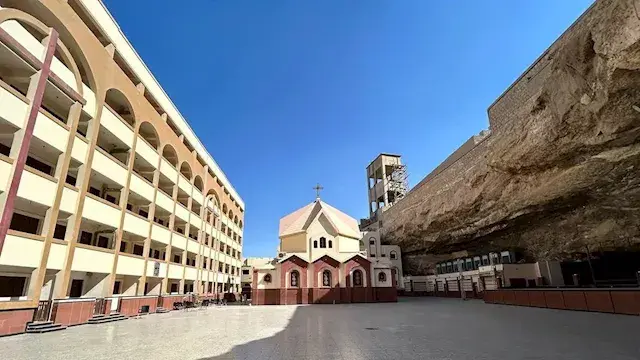 ساندوتش بجنيه ومكرونة بـ5 جنيهات.. دير درنكة يعلن قائمة أسعار الكانتين