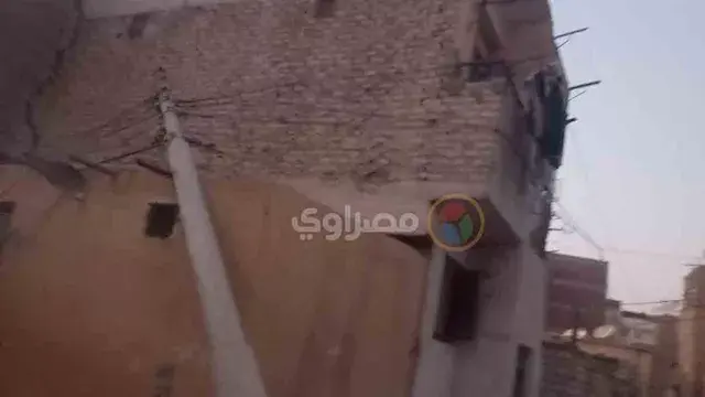 "حتى لا تتكرر مأساة كوكا".. أهالي الناصرية بأسوان يستغيثون من أعمدة الكهرباء المتهالكة