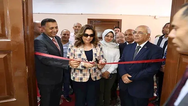 وزيرة التنمية المحلية ومحافظ القليوبية يفتتحان المركز التكنولوجي بأجهور