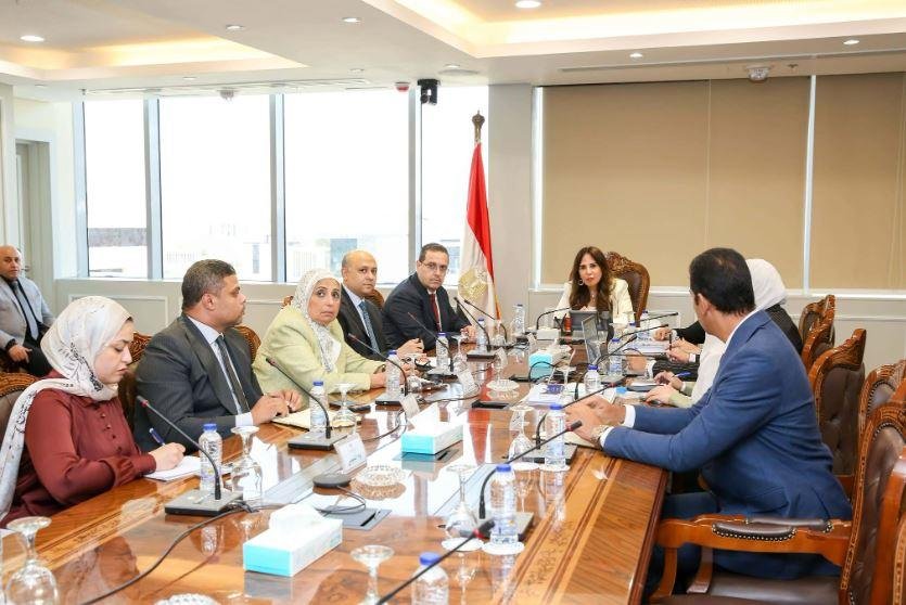 وزيرة الإسكان توجه بسرعة حسم تعديلات قانون البناء الخاصة باتحاد الشاغلين