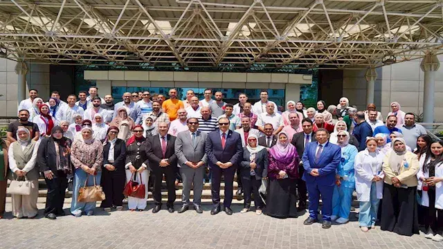جولة موسعة لرئيس "الرقابة الصحية" في بورسعيد.. ويتفقد المستشفى الجامعي الجديد