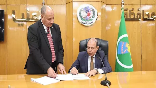 محافظ المنيا يعتمد نتيجة الدور الثاني للشهادة الإعدادية بنسبة نجاح 89.17%